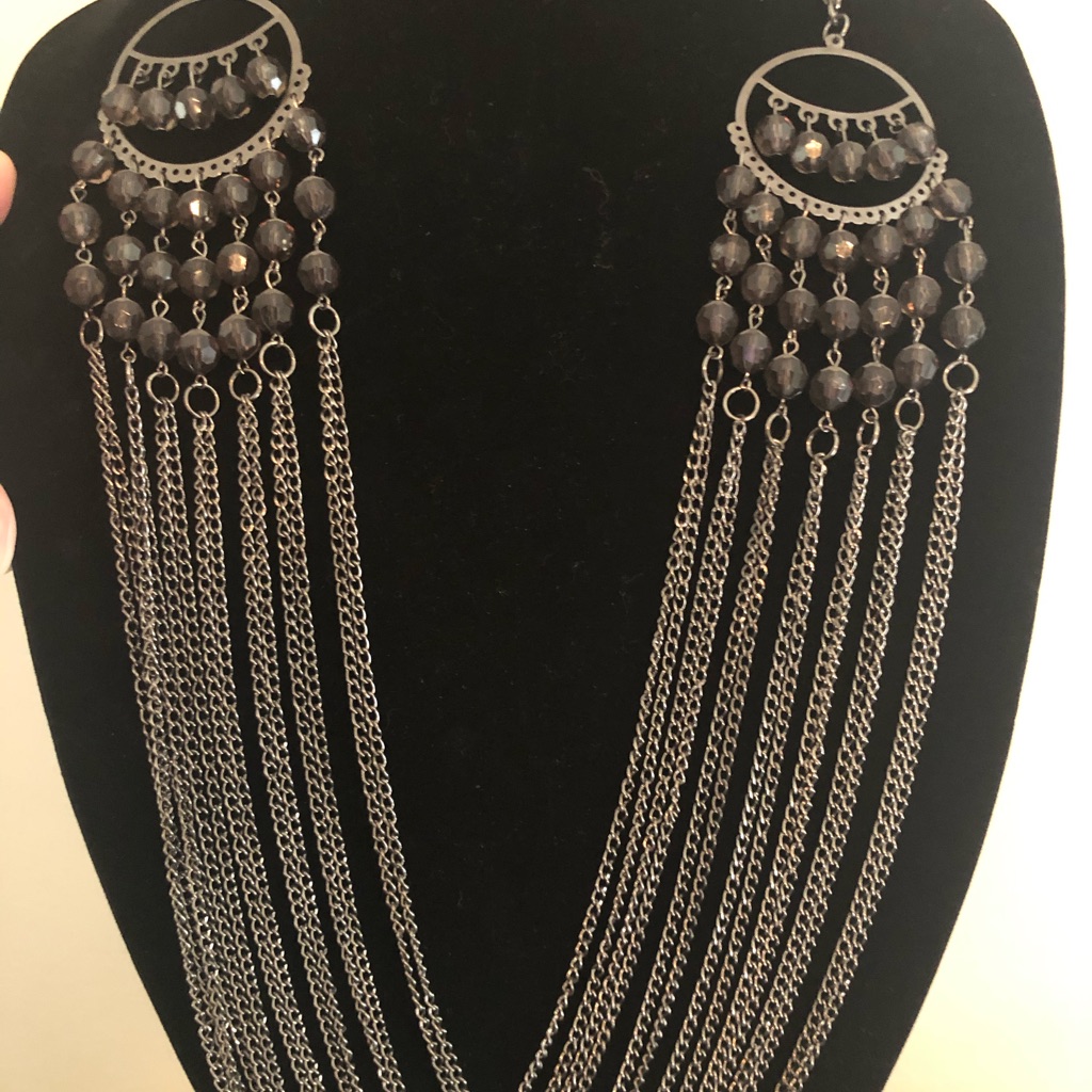 Dramatic Necklace!
